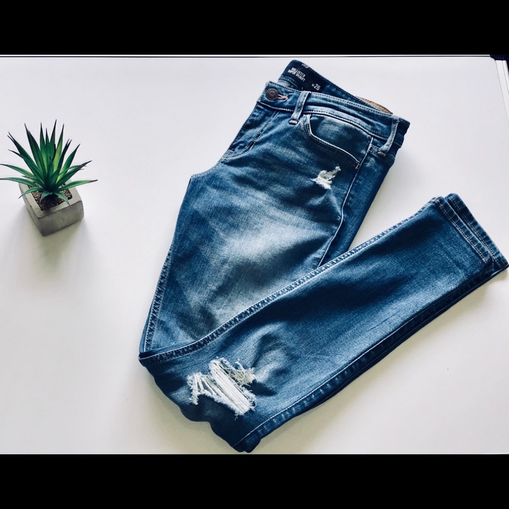 Hollister Super Skinny Jeans